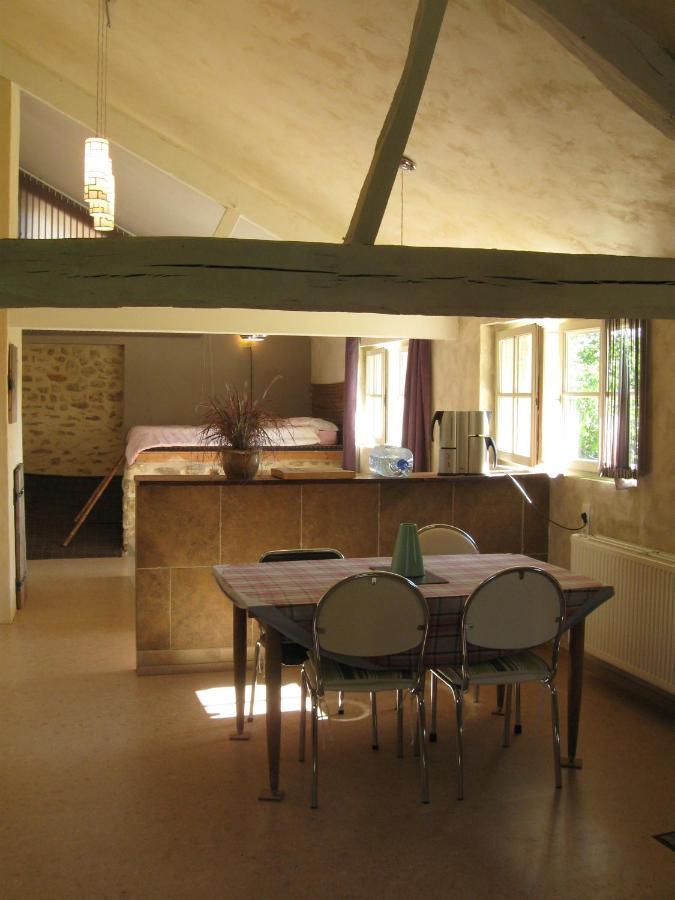 4 Collines Bed & Breakfast Hagnicourt Exterior photo