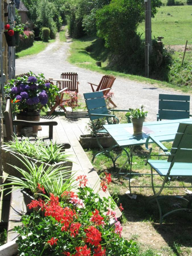 4 Collines Bed & Breakfast Hagnicourt Exterior photo